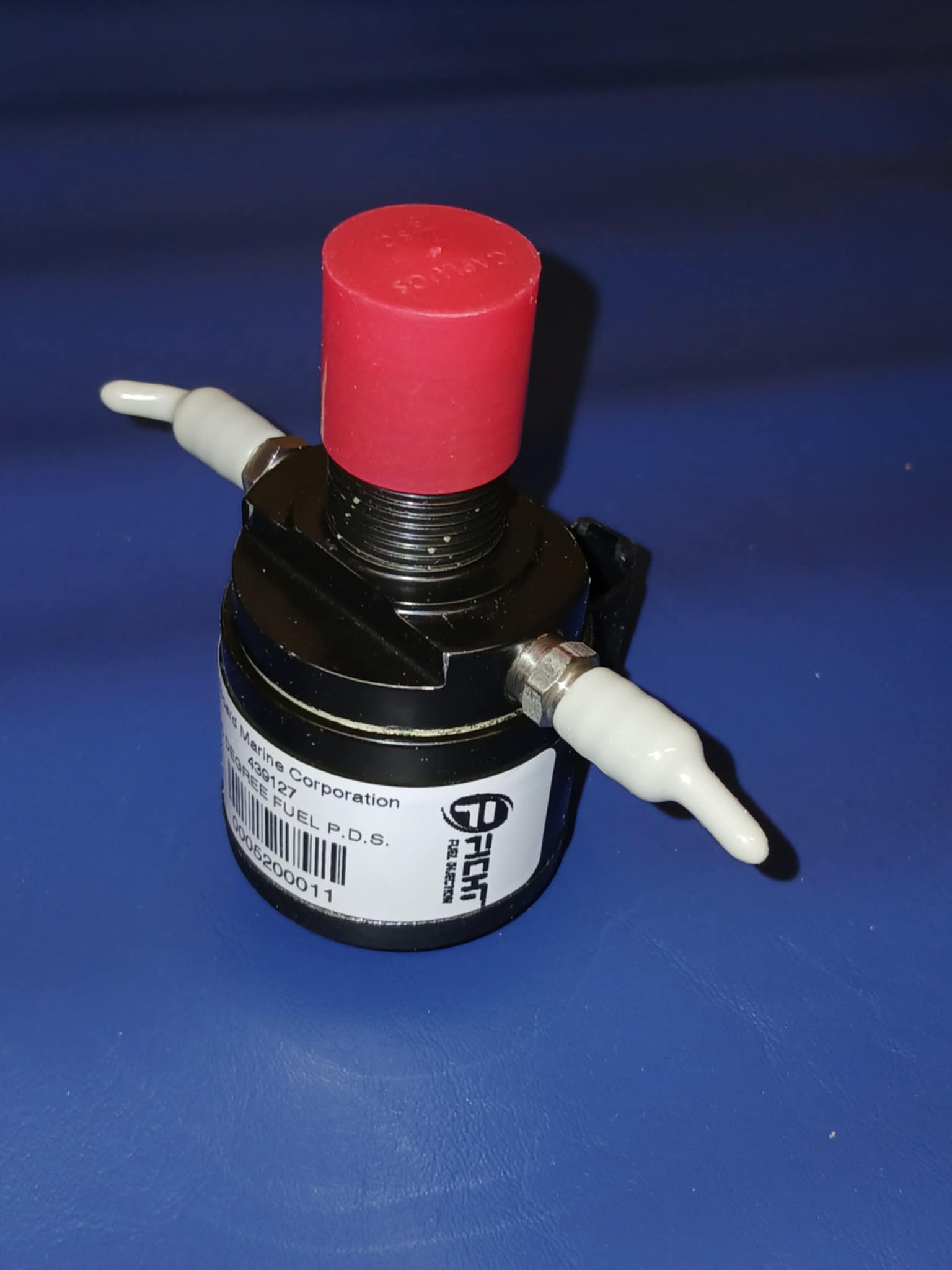 Evinrude Fuel Injector Assembly