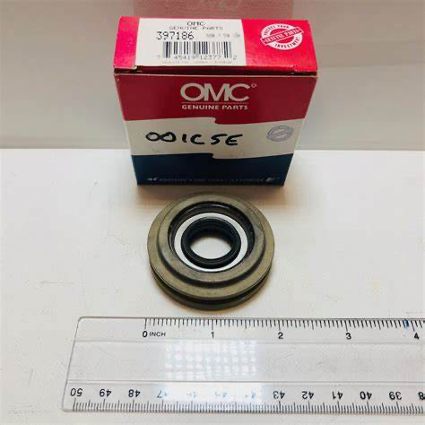 OMC Evinrude Johnson Housing Seal Assembly